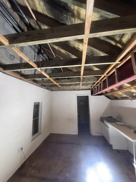 Controlled artex plasterboard strip-out in Canning Town