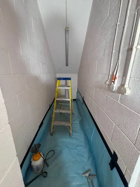 HSE-licensed asbestos gasket strip-out in E16
